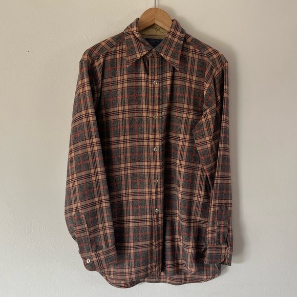 Pendleton Vintage 100% Virgin Wool Tan Red & Blue Plaid Button-Up Collared Shirt - Picture 1 of 11